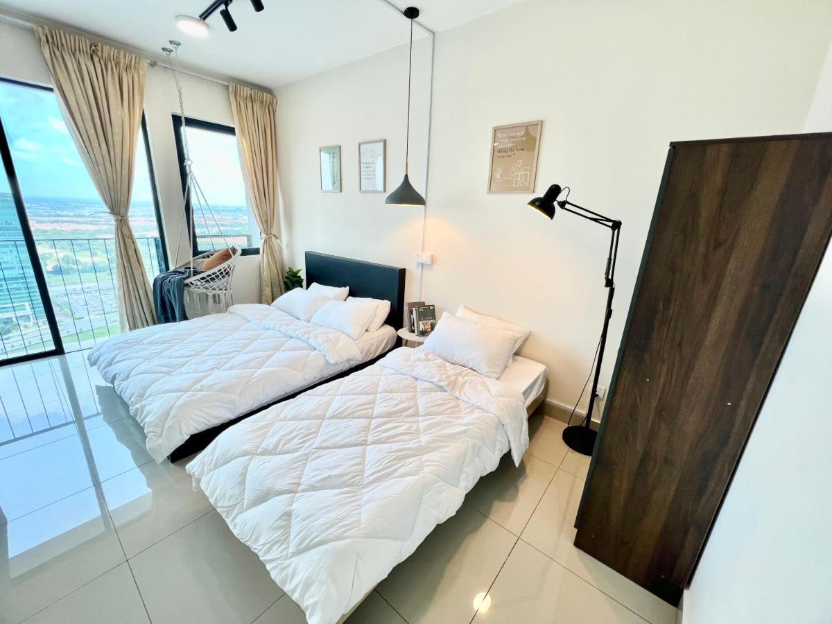 A 1-4 Pax Cozy Studio Tv Box Pool 100Mps Wifi 3 Bed Trefoil Setia Alam Εξωτερικό φωτογραφία